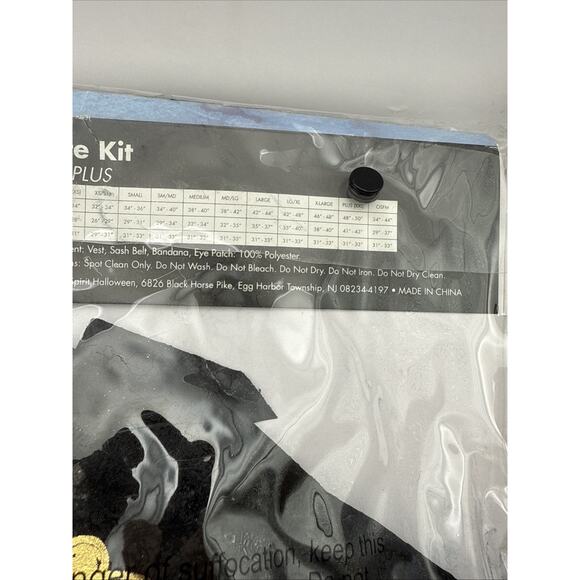 Spirit Halloween Costume Pirate Kit Adult 2X Plus - Picture 8 of 12